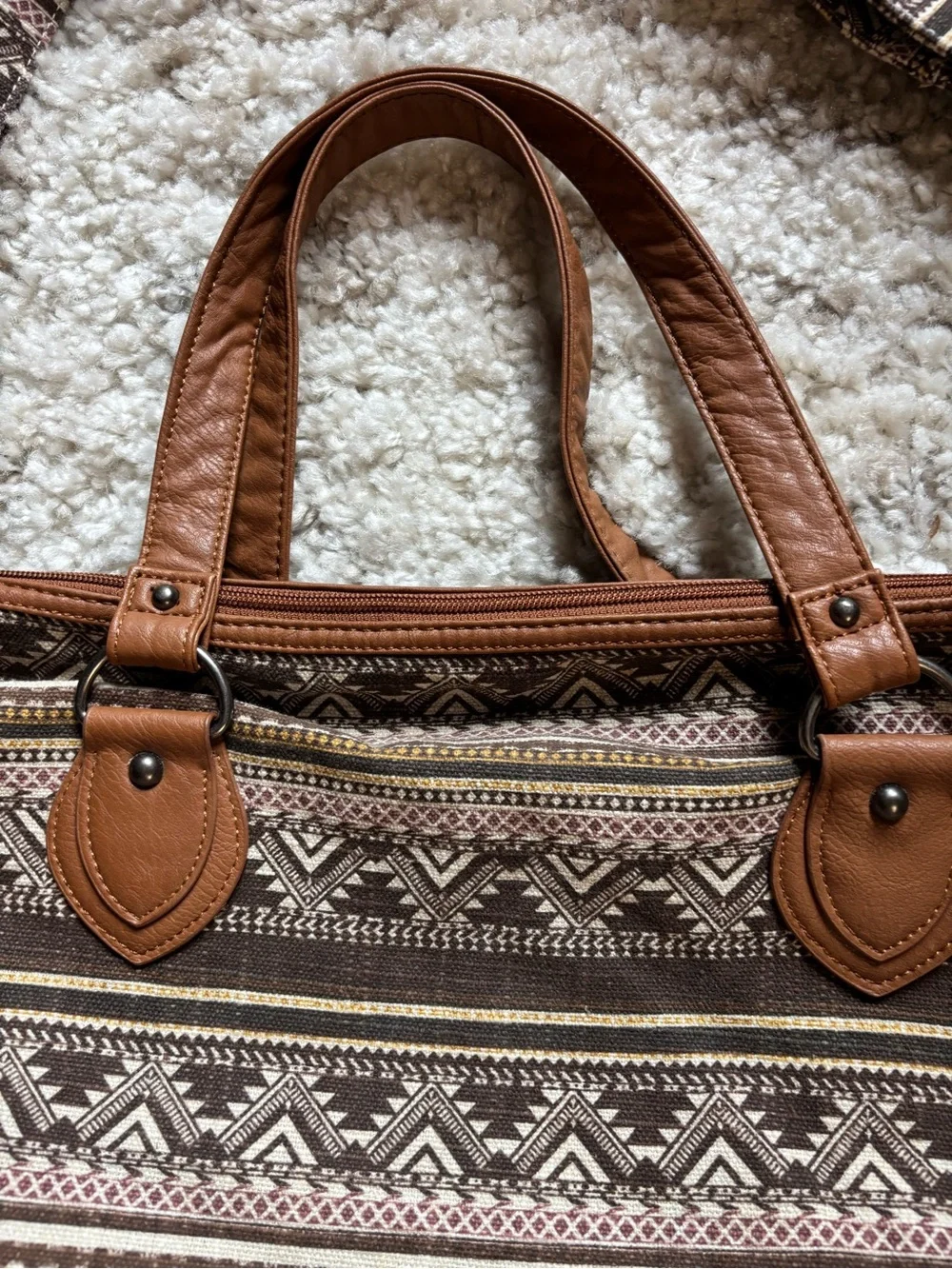 Cato Large Weekend Bag 15x21x8 Canvas Geometric Tribal Southwestern Adjustable